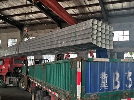 <b>武汉彩钢雨水管 联东U谷选择津双达</b>