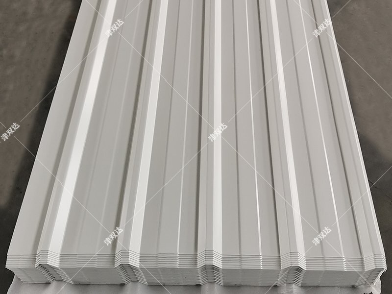 白色820彩钢压型板